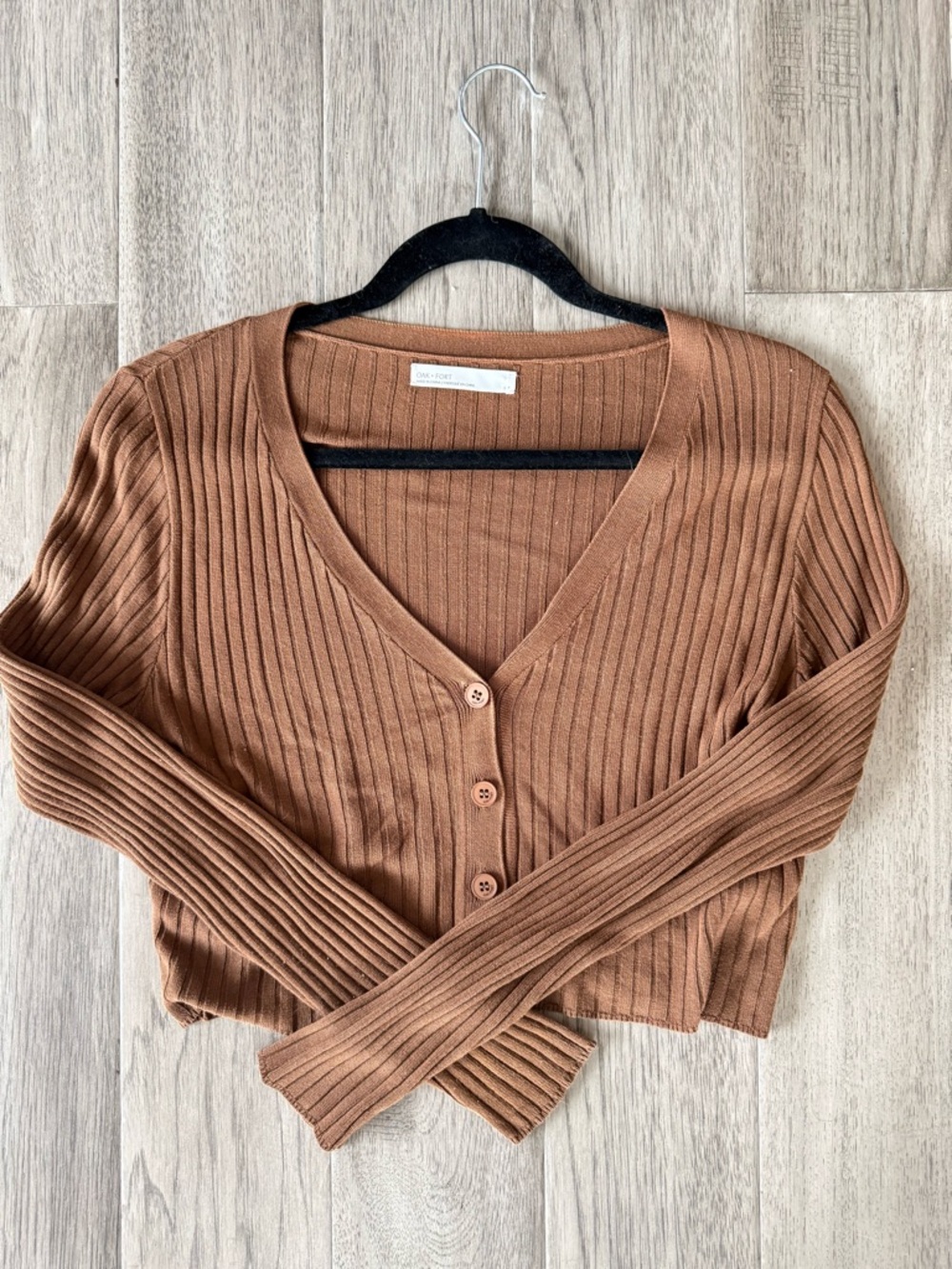 Oak and Fort Long Sleeve Cropped Cardigan